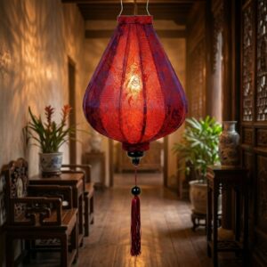 Vietnam Lampion Lila Violett im Flur